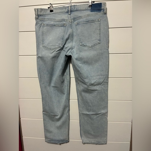 Abercrombie Low Rise 90s Straight Light Wash Blue Size 33/16R - Picture 14 of 15